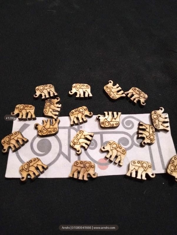 উডেন চার্ম - হাতি