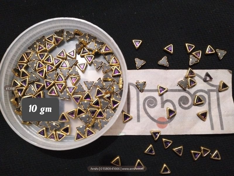 কুন্দন - কালার - ত্রিভুজ